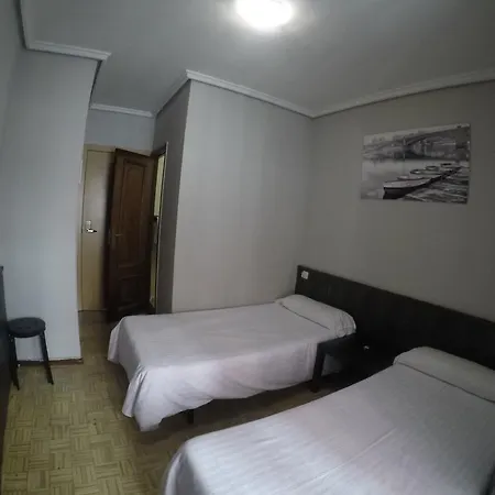 Escapa2 Guest house 2*